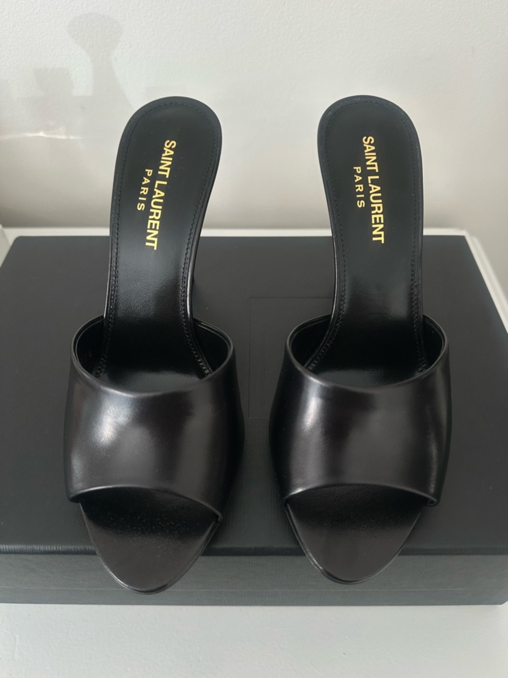 Saint Laurent Black LA 16 Leather Mules 36.5 - Picture 4 of 7